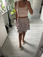 H&M Rock Stufenrock Midirock floral rose 38 M Sachsen - Mülsen Vorschau