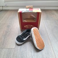 VANS Old Skool Crib Krabbelschuhe Gr. 19 Bayern - Theres Vorschau