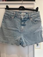 Kurze Hose Jeans Shorts hellblau 38 h&m Nordrhein-Westfalen - Versmold Vorschau