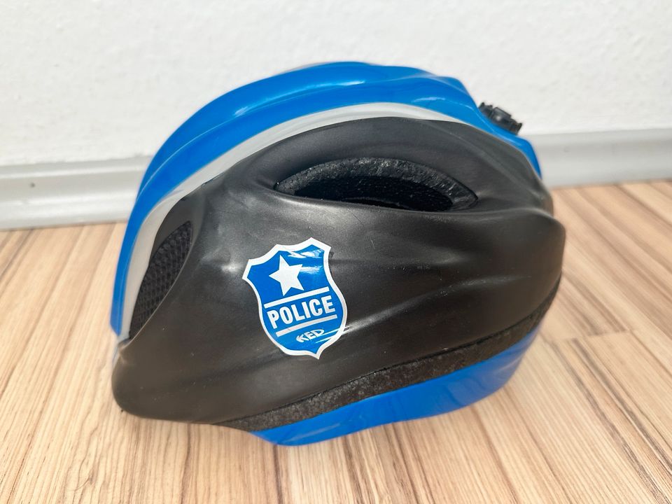 Ked Meggy II Größe M 52-58cm Police Helm Fahrradhelm in München