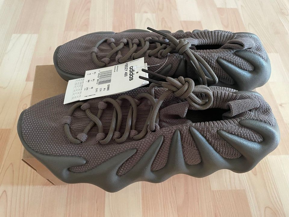 Yeezy 450 Cinder Größe EU 44 US 10 in Sittensen