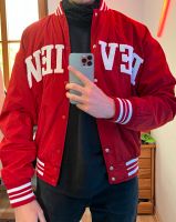 REVIEW College-Jacke mit Label-Stitching - Rot Bayern - Roßtal Vorschau