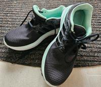Adidas Turnschuhe 38,5 Sachsen-Anhalt - Halle Vorschau