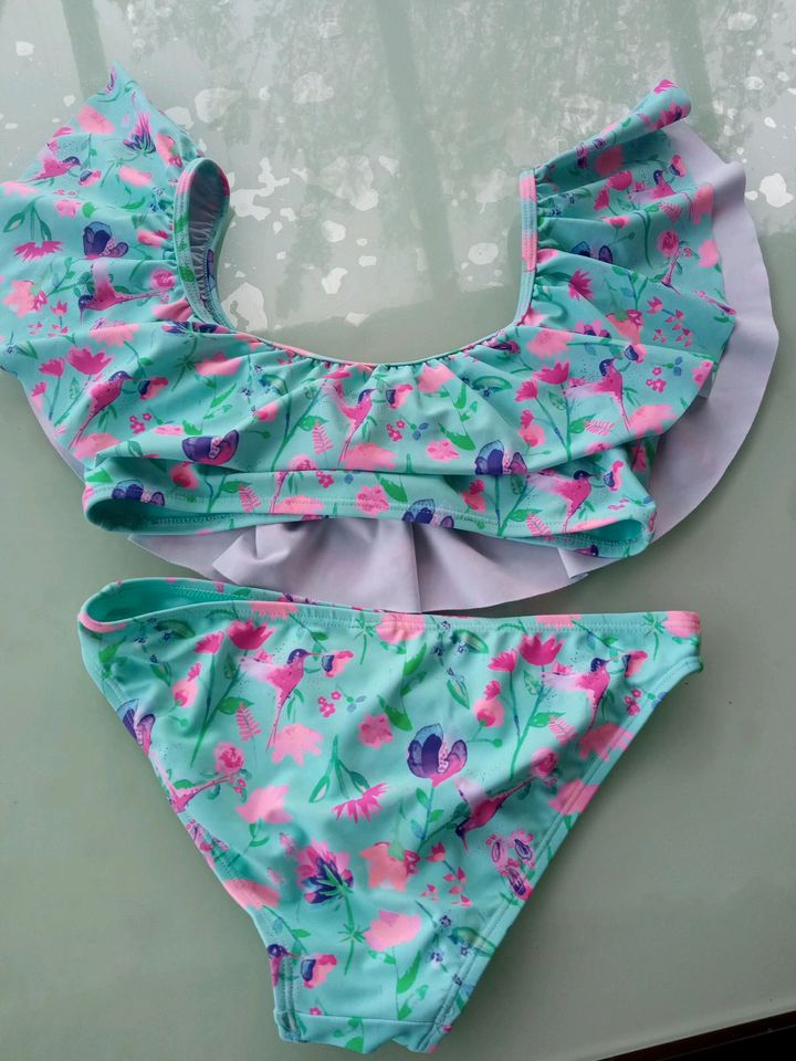 Bikini 170/176 mint mit Muster in Werlte 