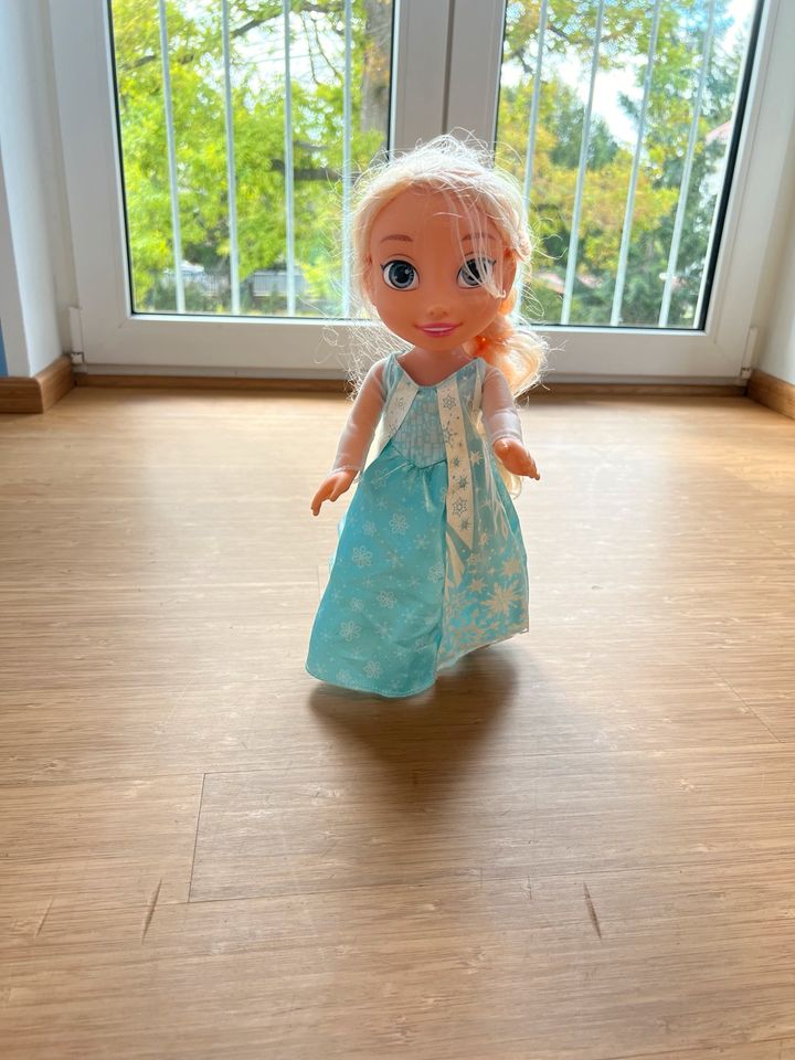 Elsa Puppe 35 cm in Radebeul