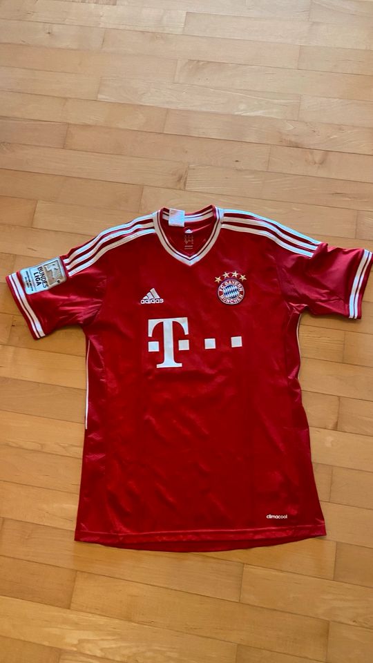 FC Bayern München Trikot Saison 2012/13 Triple Kindergröße 176 in Ingolstadt