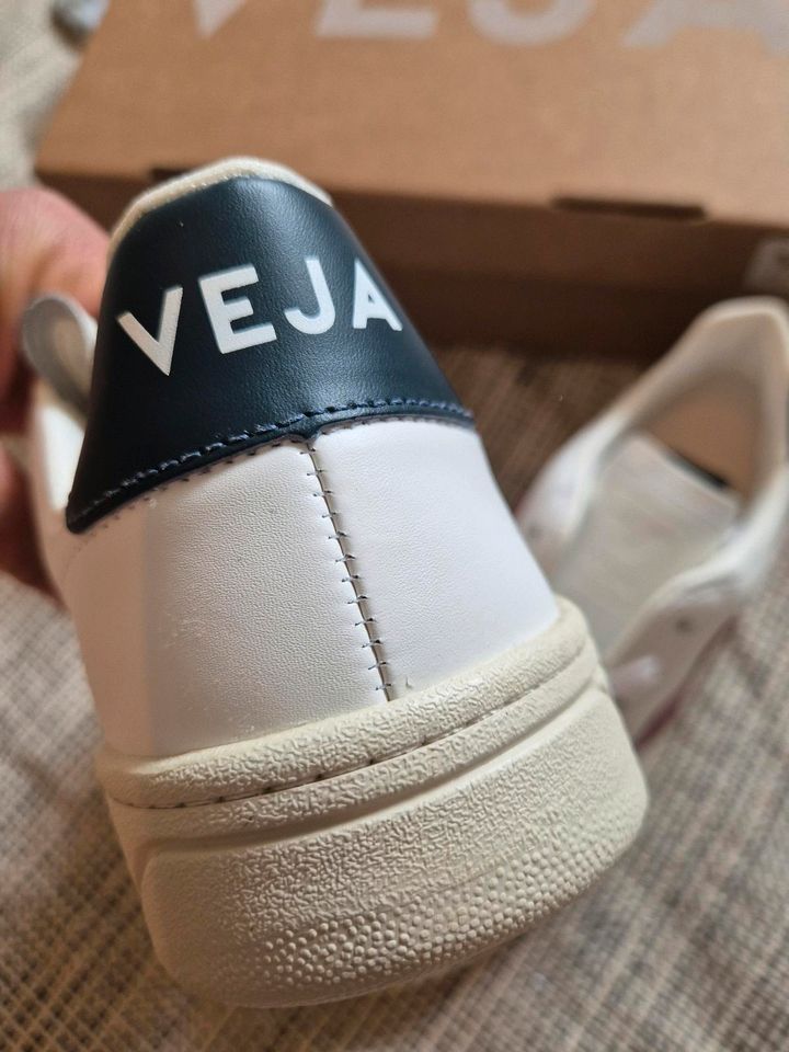 Veja V-12 37 Neu mit Etikett Sneaker in Krefeld