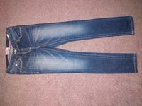 S.Oliver Jeans Hose Suri Gr. 140 reg Nordrhein-Westfalen - Gelsenkirchen Vorschau