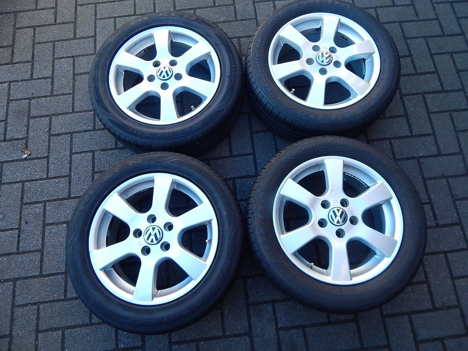 4x alufelgen VW Golf 5 / 6 Touran Jetta auf sommerreifen 16 ZOll in Dortmund