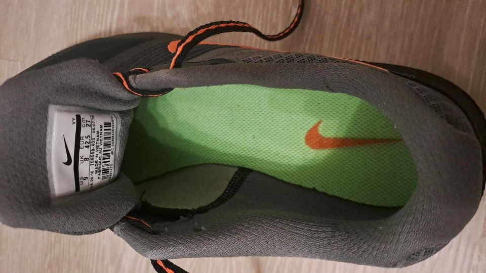 Herren Nike Schuhe Gr. 42,5 Dual Fusion schwarz-orange, Sneaker in Düsseldorf