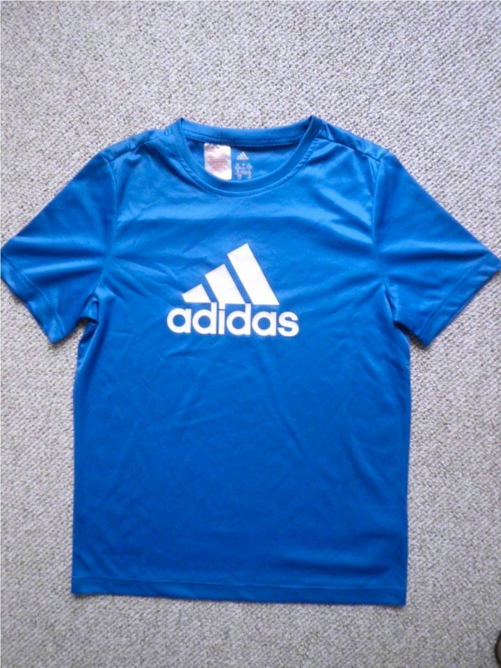 Adidas Sportshirt, T-Shirt Größe 164 in Böhlen