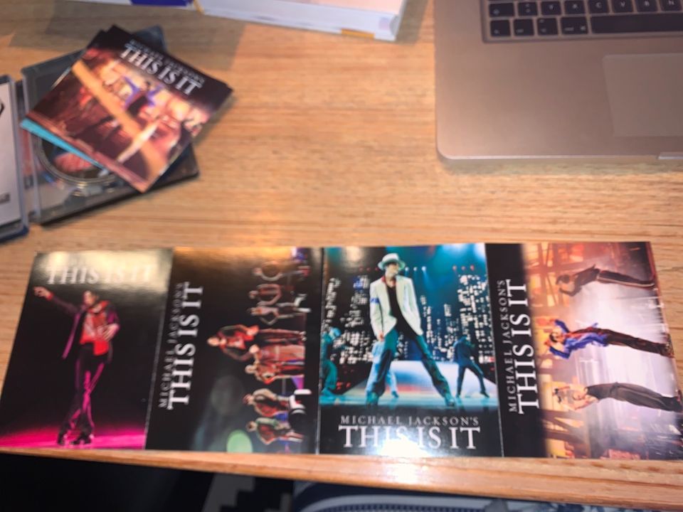 Michael Jackson‘s This Is It Blu-ray Steelbook mit Top Zustand in Reichenbach an der Fils