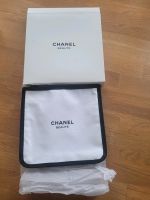 Chanel Kosmetiktasche schwarz- weiß  neu Niedersachsen - Osnabrück Vorschau