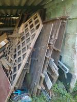 Holz, Bretter, Brennholz zu VERSCHENKEN Nordrhein-Westfalen - Gütersloh Vorschau