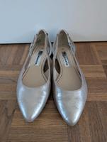 Spitze Ballerinas von Tamaris beige gold Bayern - Wilhermsdorf Vorschau