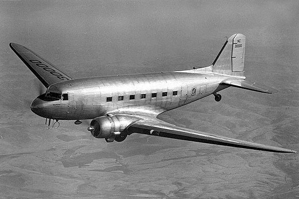 Bauplan Douglas DC 3 Dakota Spannw. 1588 mm in Wuppertal