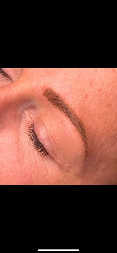 Augenbrauen Permanent Make-up in Kammeltal