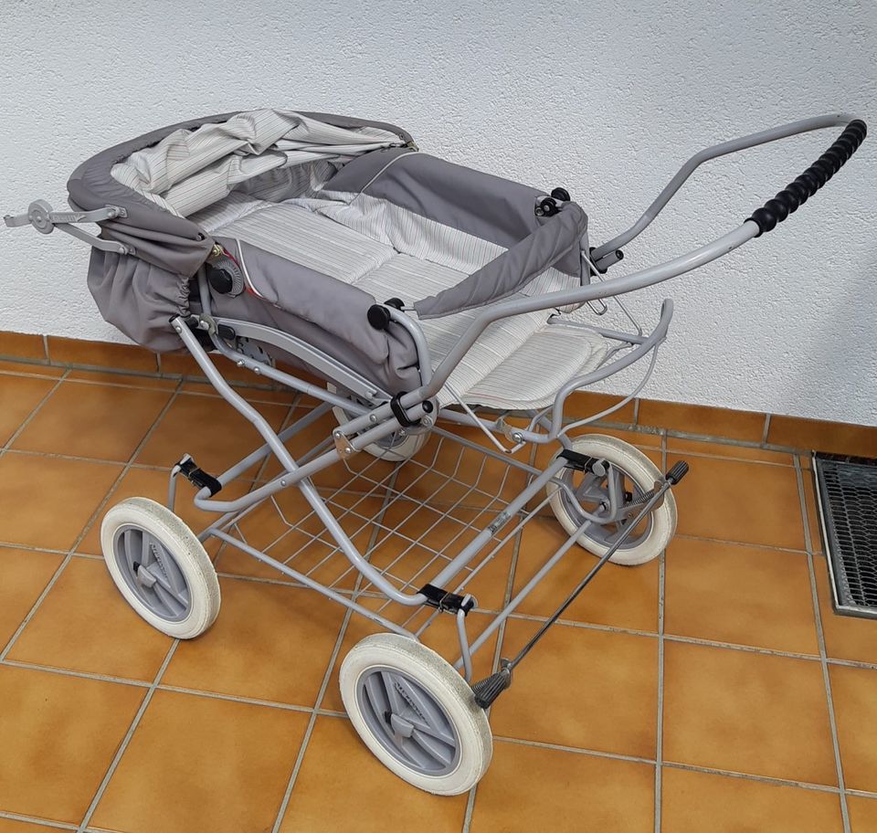 Gesslein Kombi Kinderwagen grau mit Zubehör in Weiden (Oberpfalz)