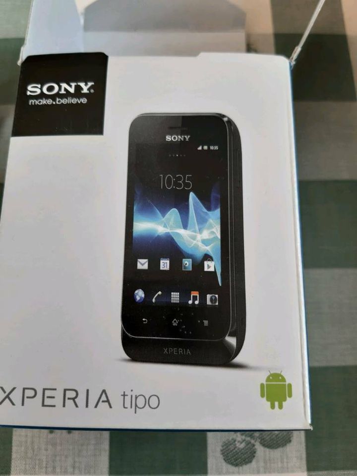 Sony xperia tipo weiß in Ziegenrück