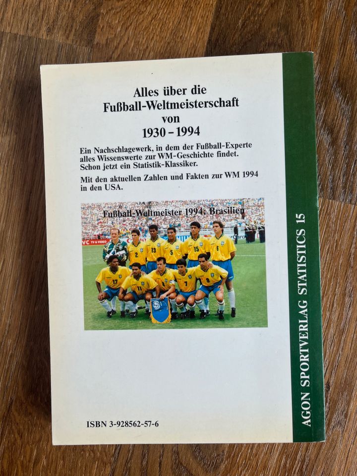 Fußball WEM-Almanach 1930 - 1994 in Berlin