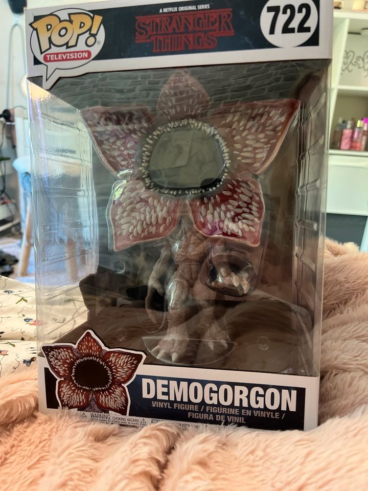 XXL stranger things demogorgon funko pop 722 in Neumünster