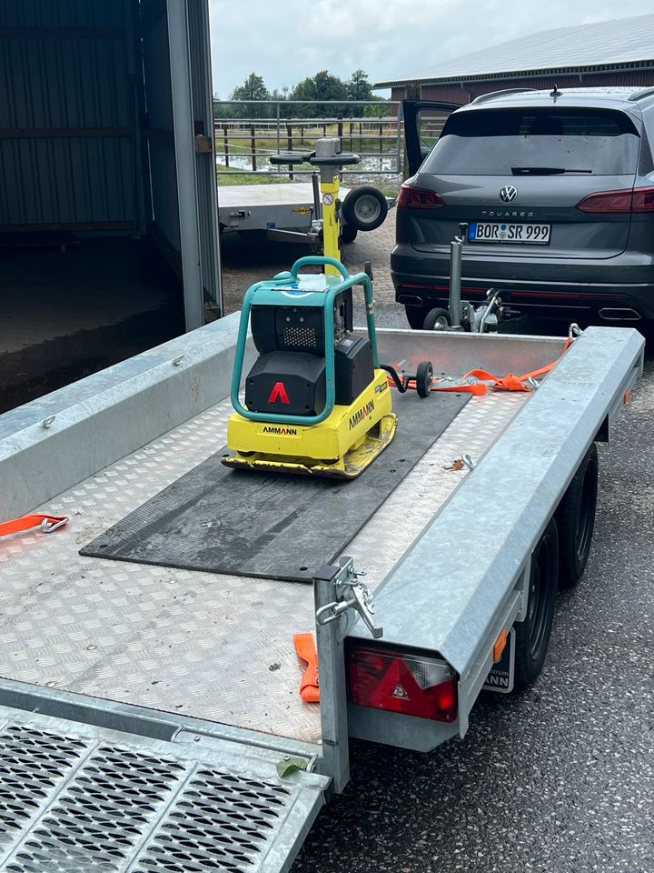 MIETE! ✅ Rüttelplatte Stamper Ammann APR 3020 223kg Fahrwerk TOP! in Rhede