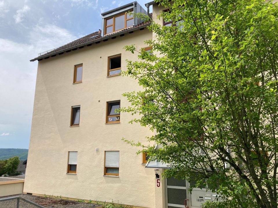 Wunderschöne 3,5-Zimmer-Wohnung mit toller Aussicht in Oberkochen in Oberkochen