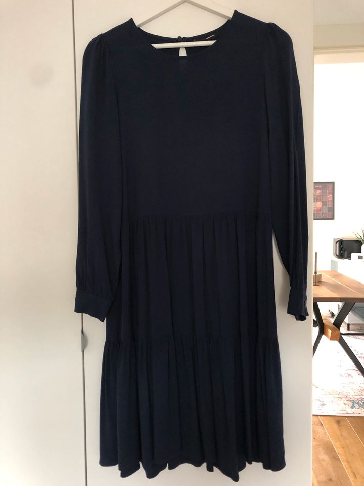 Vero moda Kleid Größe. S 36 blau in München