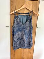 Top / Oberteil blau/grau/weiß M/38 Hessen - Heuchelheim Vorschau