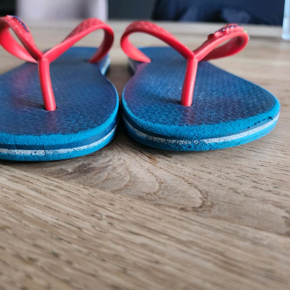 Ipanema Flip Flop Gr. 29 blau/rot Badelatschen Schlappen in Verden