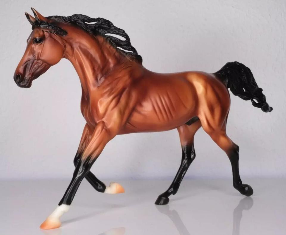 Breyer Pferd Traditional horse Modellpferd LV Integrity - Yasmin in Leverkusen