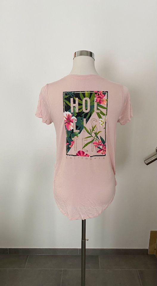 Neuwertig! Hollister T-Shirt, rose-print, Gr. S in Steinfurt