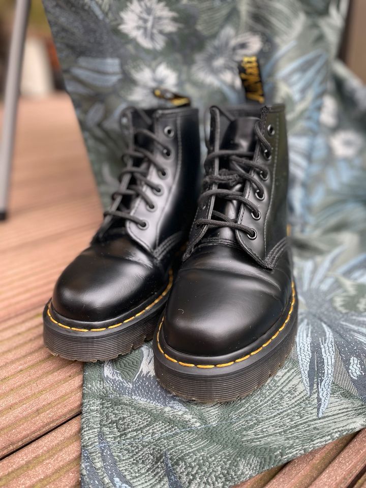 Dr. Martens, Bex, 101, 6 Loch, Plateau in Duisburg