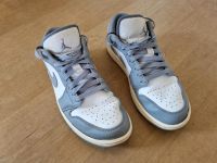 Nike Jordan 1 low Gr 42,5 Hessen - Eschborn Vorschau