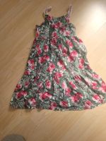 Kleid Gr 122 Blumen Schmetterling Baden-Württemberg - Alfdorf Vorschau