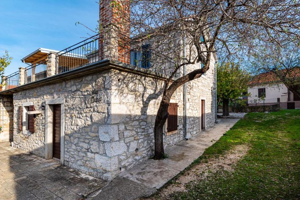 Ferienhaus - Traditionelles Steinhaus 10km von Zadar in München