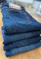 Herren Diesel Jeans ungetragen & neu, Sleenker 1979, Gr. 29/30 Kr. München - Unterföhring Vorschau