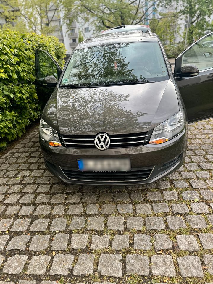 Volkswagen Sharan 7 sitzer in Berlin