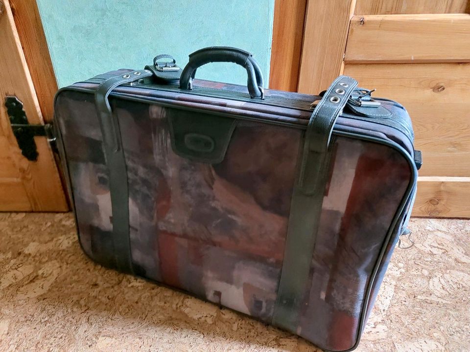 Koffer mit Handgepäck Tasche in Probstzella