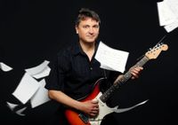 Gitarrenunterricht G.I.T. Absolvent und Profi Gitarrist Berlin - Steglitz Vorschau
