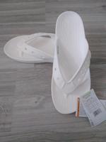 CROCS Flip Flop Zehentrenner Pantoletten "NEU mit ETIKETT" Niedersachsen - Wolfsburg Vorschau