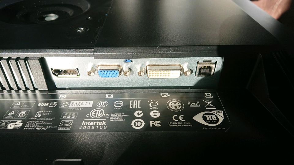 HP EliteDisplay 231 Displayport, VGA, DVI in Lennestadt