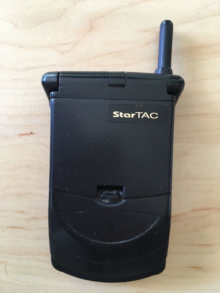 Motorola STAR TAC - 1. Klapphandy der Welt - 1996 - Rarität! in  Baden-Württemberg - Sindelfingen | Motorola Handy gebraucht kaufen | eBay  Kleinanzeigen ist jetzt Kleinanzeigen