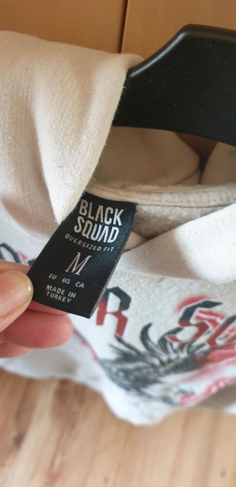 Black Squad Größe M Hoody  Pullover Kapuzenpulli in Duisburg