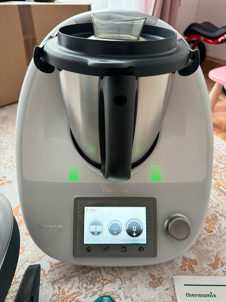 Thermomix tm5 mit cook key in Korbach