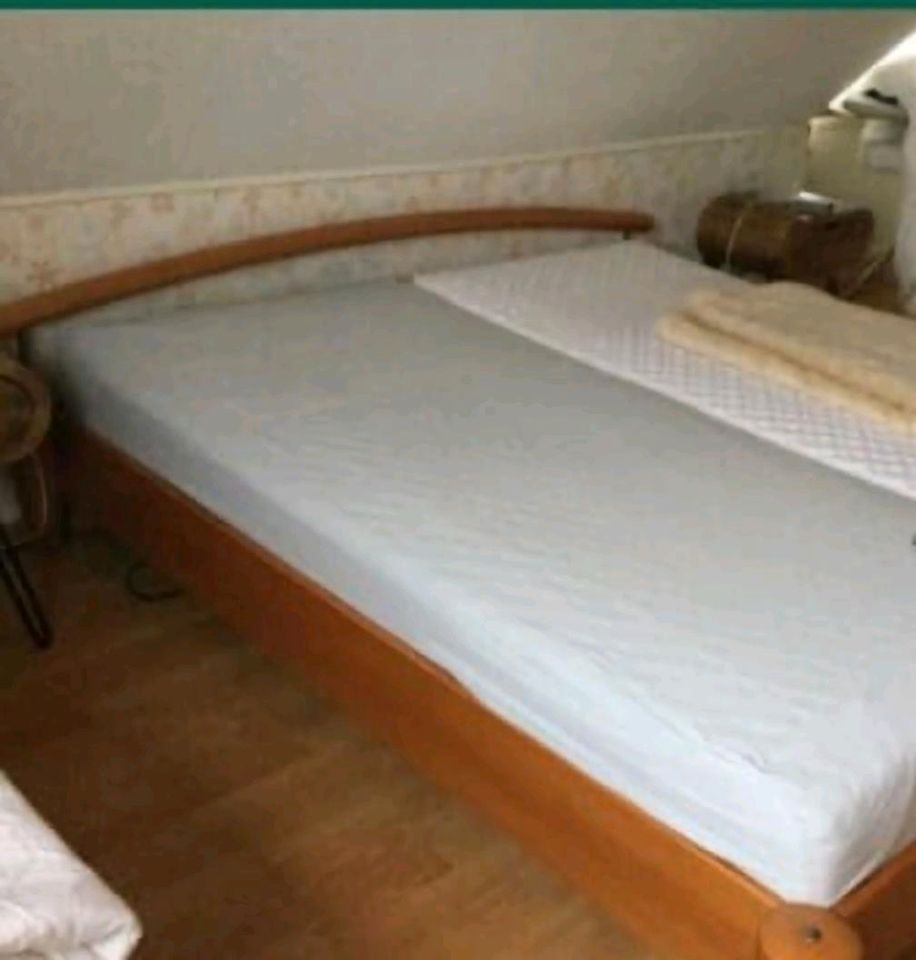 Bettgestell Doppelbett Ehebett 1,80×2,00 m in Gadebusch