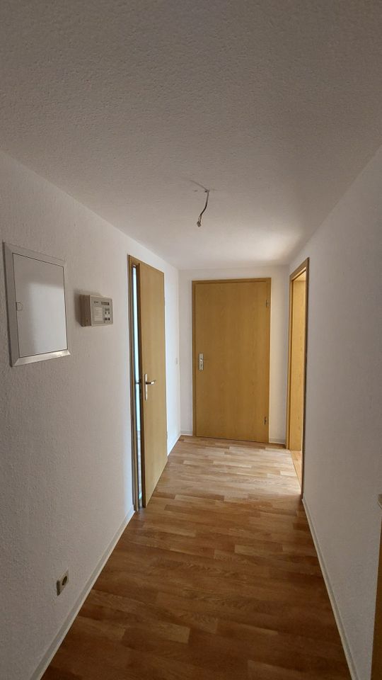 schöne 2-Raum-Wohnung in ruhiger Lage auf dem Kugelberg in Weißenfels