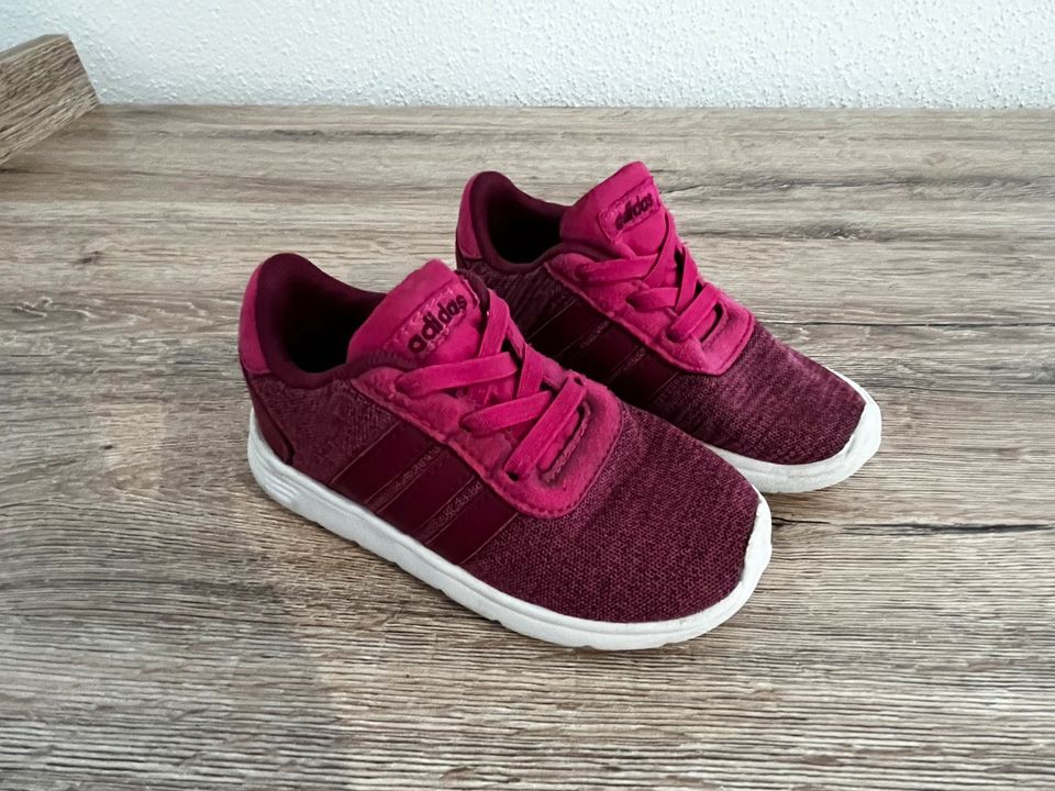 Adidas Sneaker 25 in Bayern - Hohenau | Gebrauchte Kinderschuhe Größe 25  kaufen | eBay Kleinanzeigen ist jetzt Kleinanzeigen