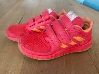 Turnschuhe/Hallenturnschuhe Adidas Größe 33 Baden-Württemberg - Vaihingen an der Enz Vorschau