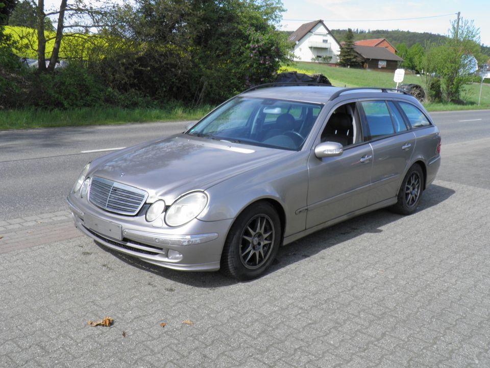 MERCEDES E 320 CDI T AVANTGARDE in Neuental